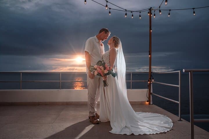 Capture Puerto Vallarta: Personalized Photography Sessions & Portrait Shoots photo 4