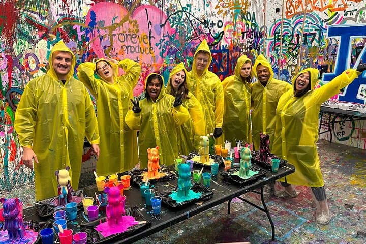 Fluid Bear Birthday Party in Los Angeles: Creative Fluid Art Workshop for Kids & Adults photo 6