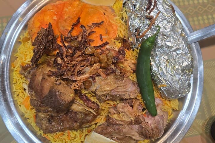 Taste Trail of Little Arabia: Anaheim Middle Eastern Food Walking Tour photo 2