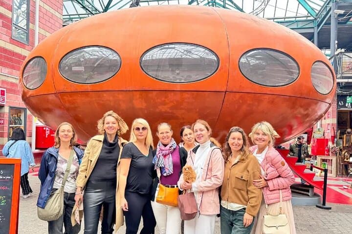 Explore Paris’ Marché aux Puces de Saint-Ouen: Private Guided Flea Market Walking Tour
