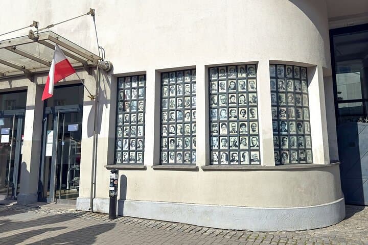 Krakow Vistula River Cruise and Schindler’s Factory Guided Tour photo 6