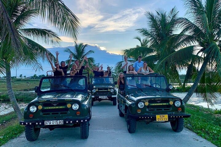 Hoi An Sunset Jeep Adventure: Rice Fields, Rivers & Riverside Cocktails