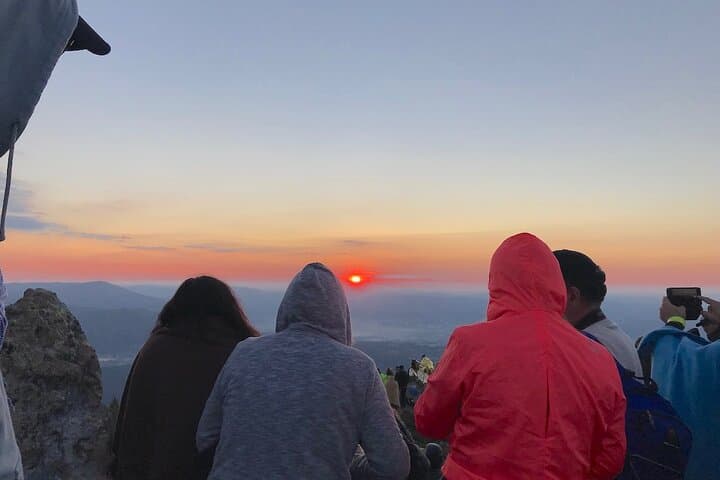 Douro Night Hike to Hermitage Sunrise — Guided Mountain Sunrise Experience photo 3