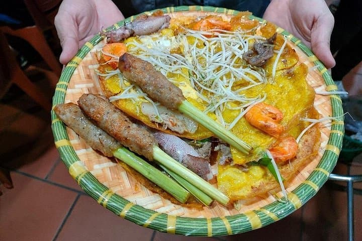 Hoi An Vespa Food Tour: Sunset Street Eats & Cao Lau Tasting photo 4