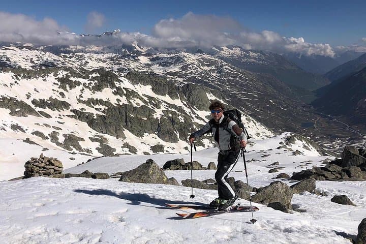 Guided Skiing in the Jungfrau Ski Region: Full-Day Ski Tour from Interlaken photo 1