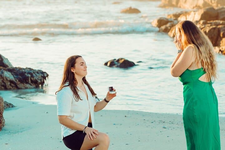 Cape Town Luxe Proposal: Private Beach, Vineyard & Helicopter Moments