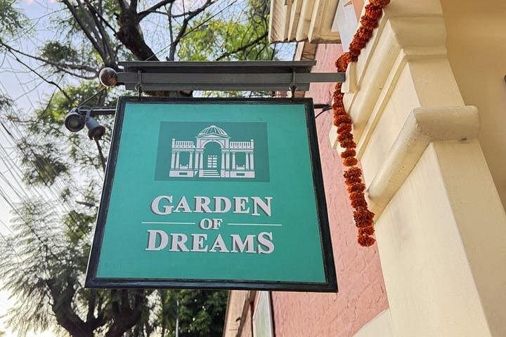 Thamel Shopping and Garden of Dreams Walking Tour in Kathmandu photo 2