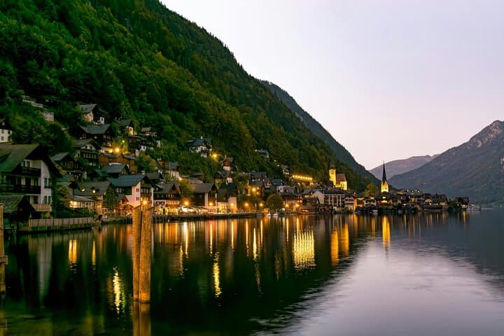 Vienna to Hallstatt and Salzburg: Scenic Alpine Day Tour by Minibus