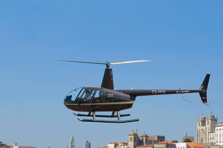 Helicopter Tour Over Porto & the Douro: 10-Min Panorama of Bridges and Port Caves photo 3