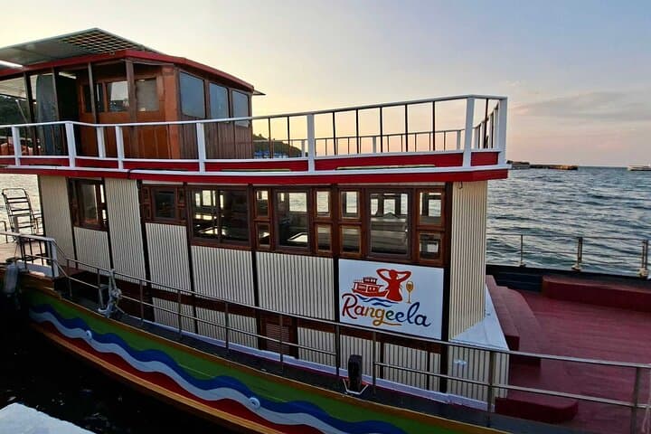 Pattaya Sunset Boat Party & Overnight Getaway from Bangkok photo 3