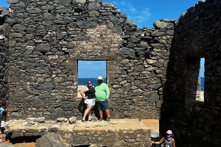 Private Aruba Jeep Tour: Off-Road Island Highlights & Local Tastings photo 2