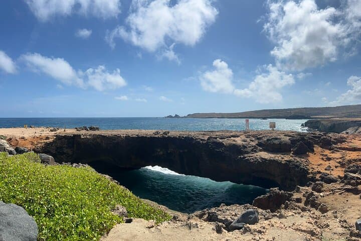 Private Aruba Jeep Tour: Off-Road Island Highlights & Local Tastings photo 3