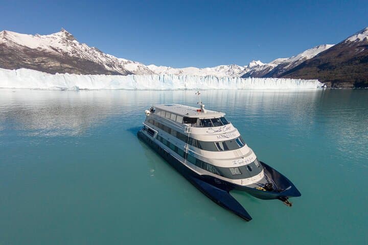 Full-Day Glacier Cruise to Upsala, Spegazzini & Perito Moreno from El Calafate photo 1