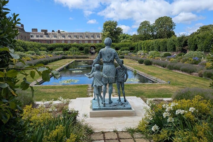 Kensington Palace & Gardens Walking Tour — Palace Sights, Sculptures & Café Refreshments photo 3