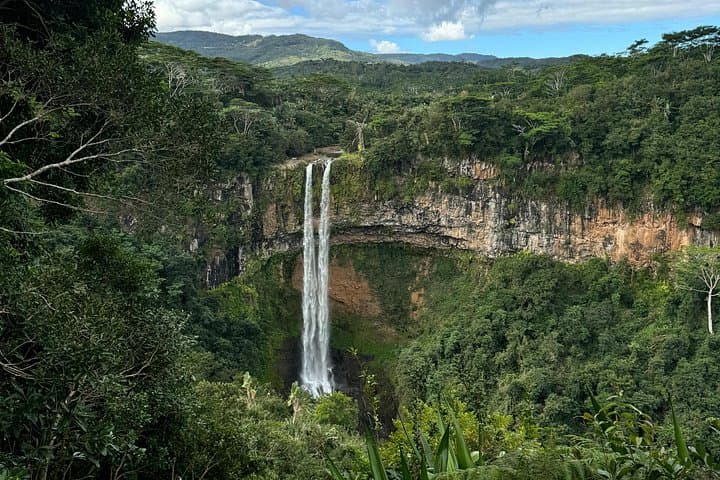 Southwest Mauritius Private Day Tour — Chamarel, Black River Gorges & Grand Bassin photo 1