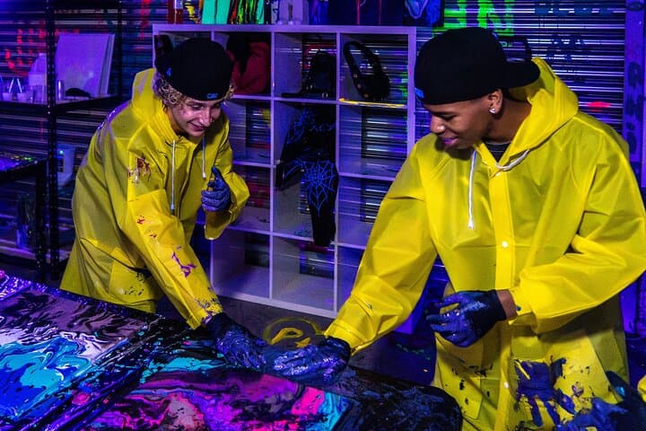 Neon Paint Therapy Experience in Chicago — Glow Art Session for Adults photo 5