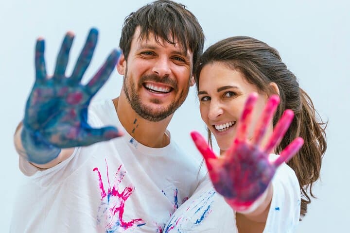 Chicago Date Night: Paint-Bombs, Spinning Canvases & Fluid Art Experience photo 5