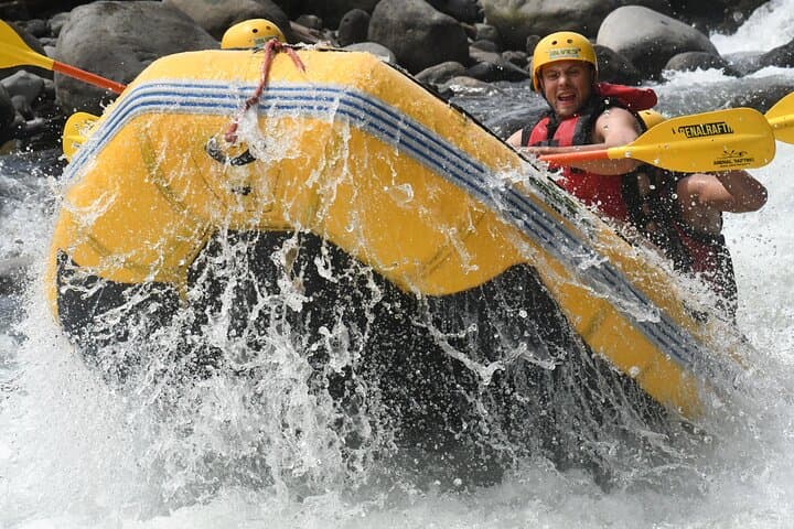 Sarapiqui River Extreme: Class IV Whitewater Rafting from La Fortuna photo 3