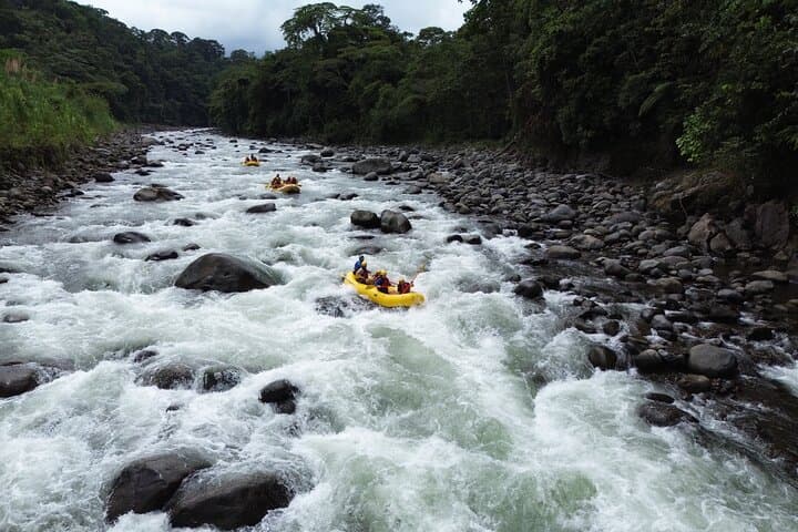 Sarapiqui River Extreme: Class IV Whitewater Rafting from La Fortuna photo 2