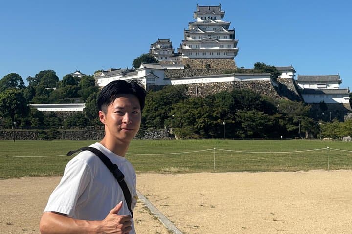 Inside Himeji Castle: University Student Guided Tour of Japan’s White Heron Castle