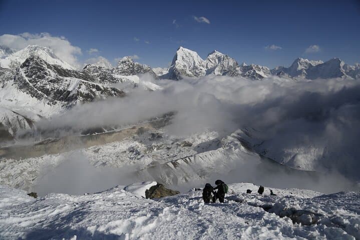 Everest Base Camp Trek: 15-Day Guided Trek to Kala Patthar and Everest Base Camp photo 3