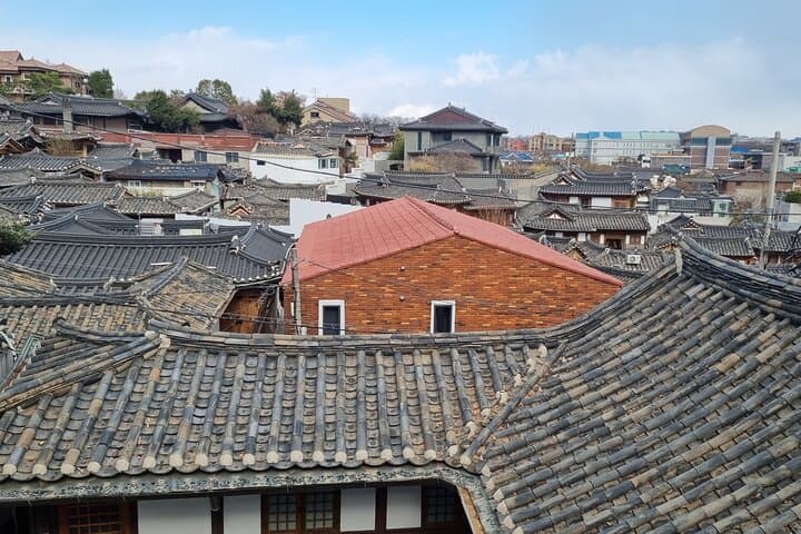 Seoul Royal Palaces & Hidden Gems: Customizable Private Tour photo 3