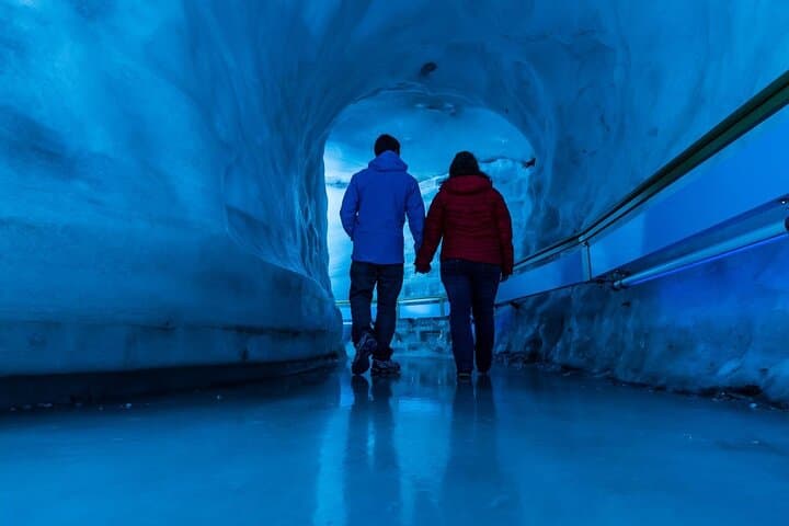Mount Titlis Tour with Ice Flyer from Zurich — Rotair Cable Car & Glacier Cave Day Trip photo 4