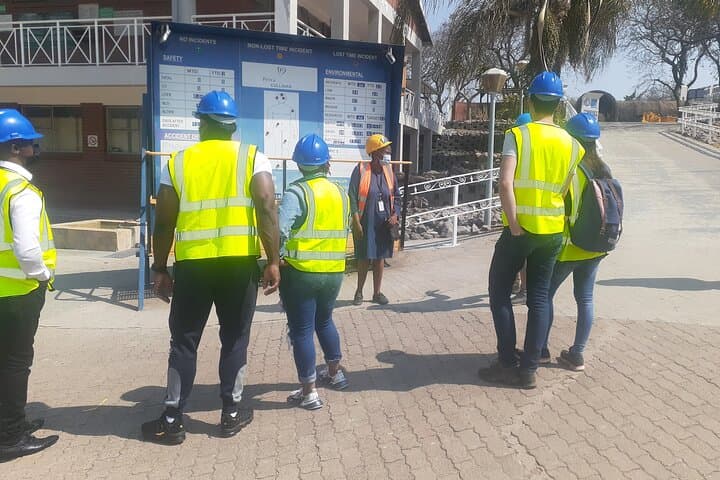 Cullinan Diamond Mine Surface Tour — Pretoria Day Trip to the Premier Mine photo 5