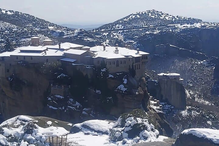 Volos to Meteora Full-Day Guided Tour — Monasteries, Hermitages & Panoramas photo 3