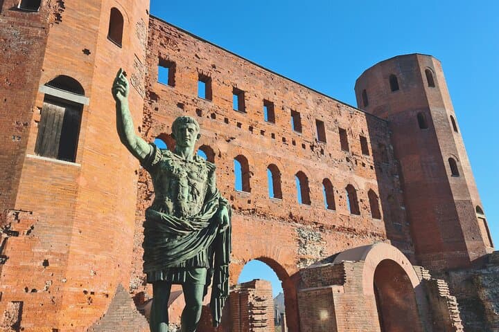 Milan to Turin Day Trip by Train — First-Class Guided City Tour photo 6