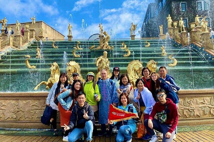 Ba Na Hills Golden Bridge Small-Group Day Trip from Da Nang