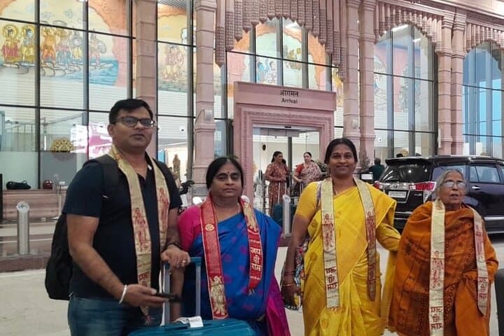 Accessible Ayodhya Darshan: VIP Wheelchair-Friendly Temple Tour with Hotel Stay photo 6