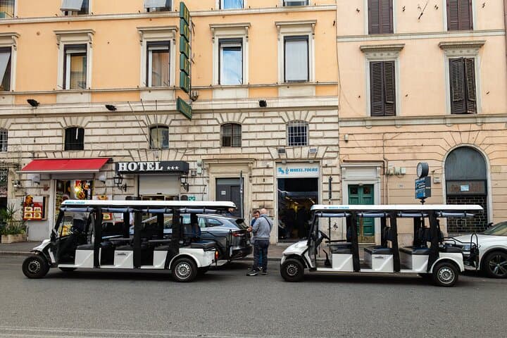 Rome Highlights by Golf Cart: Gelato & Iconic Sights in 3 Hours