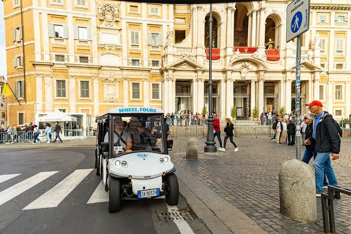 Rome Highlights by Golf Cart: Gelato & Iconic Sights in 3 Hours photo 5