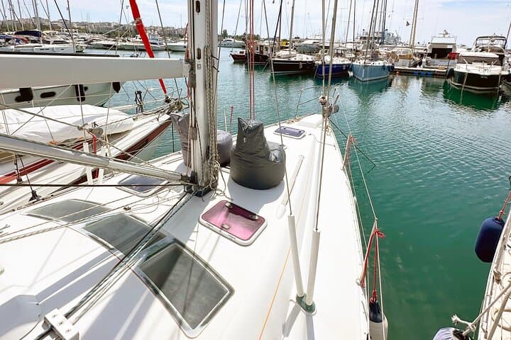 Private Full-Day Sailing Cruise from Athens to Aegina’s Hidden Bays photo 3