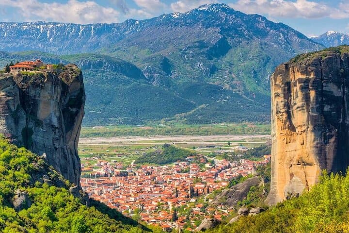 Delphi and Meteora: 2-Day Private Trip from Athens — Oracle Ruins & Cliffside Monasteries photo 4