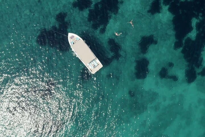 Private Boat Snorkeling & Sea Cave Tour to Ortigia, Siracusa photo 4
