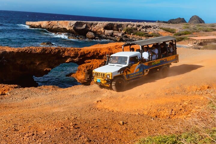 Aruba Jeep Safari: Cave Pool, Natural Bridges & Secret Beaches photo 6