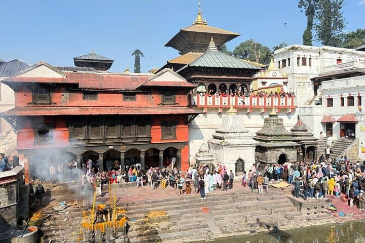 Golden Triangle Day Tour Kathmandu: Boudhanath, Pashupatinath & Bhaktapur in One Day photo 4