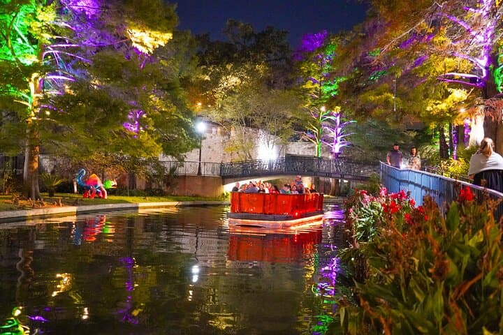 San Antonio Night Driving Tour & River Walk Cruise: Alamo to Tower Views