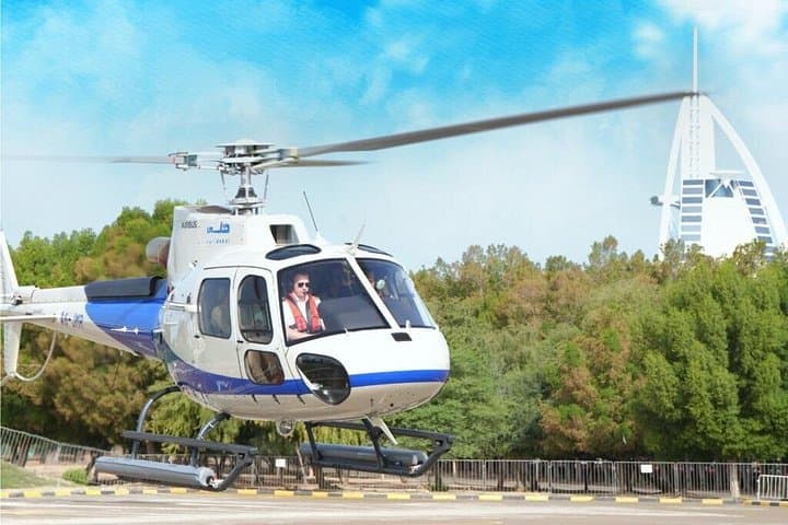 Helicopter Tour Over Burj Khalifa & Palm Jumeirah — Dubai Aerial Sightseeing Flight photo 1