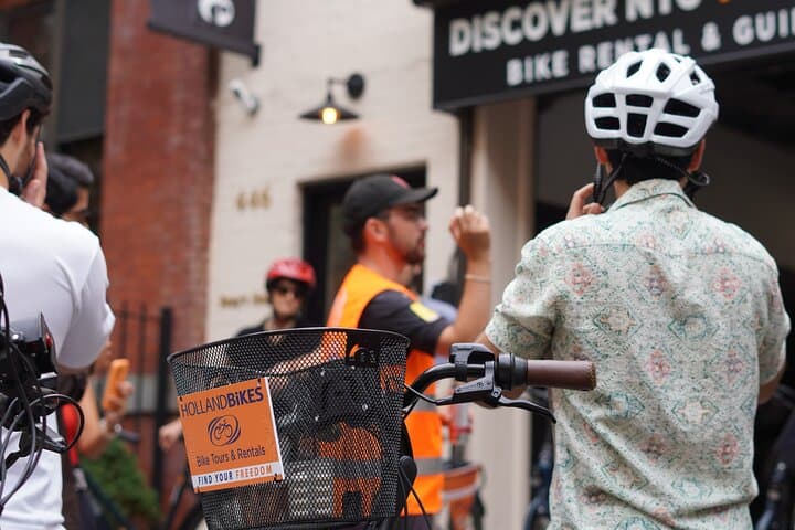 Central Park Bike Tour on Dutch & E-Bikes — Guided Manhattan Ride photo 4