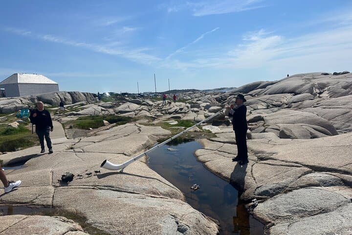 Peggy’s Cove Lighthouse & Halifax Highlights: Private 4‑Hour Audio Tour photo 5