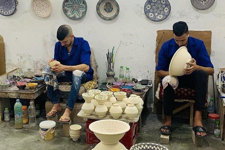 VIP Fes Medina Workshop Tour: Inside Artisans' Craft & Traditions