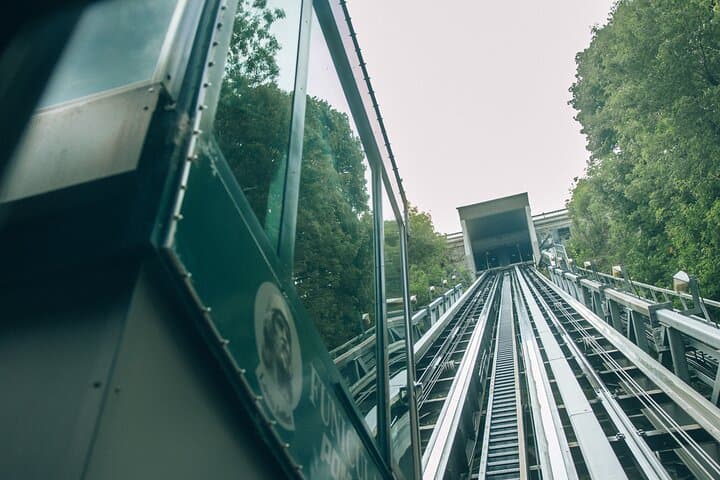 Private Old Quebec Walking Tour with Funicular — Guided Historic Stroll photo 2