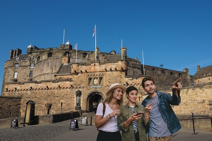 Edinburgh Quest: Self-Guided Royal Mile Treasure Hunt & Interactive City Walk photo 4