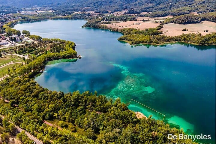 Banyoles Historic Walking Tour: Lake Loop, Les Estunes & Font Pudosa photo 6