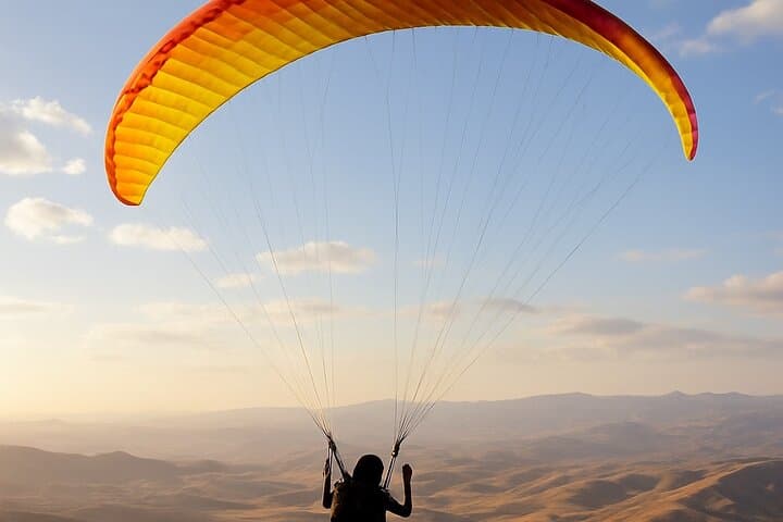 Marrakech Tandem Paragliding Over the Atlas, Agafay Desert & Lake Takerkoust photo 4