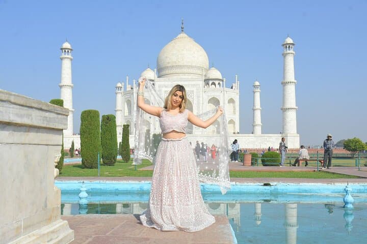 Skip-the-Line Taj Mahal Private Same-Day Tour from Delhi photo 3