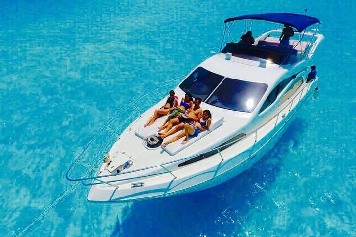 Private Yacht Rental in Cancun: Luxury Charter to Isla Mujeres photo 1
